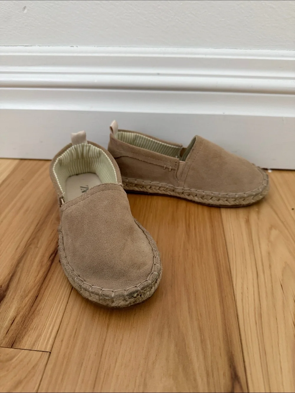 Zara Kids Beige Slip-On Espadrille Moccasins Size 26 (9.5 Toddler)